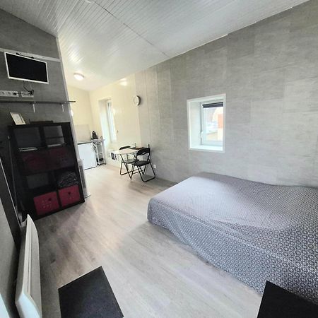 Studio Des Lacs - 2 Pers - Centre-Ville Brassac-les-Mines Екстериор снимка