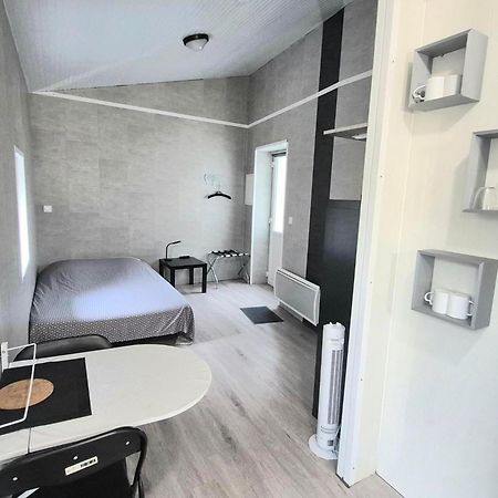 Studio Des Lacs - 2 Pers - Centre-Ville Brassac-les-Mines Екстериор снимка
